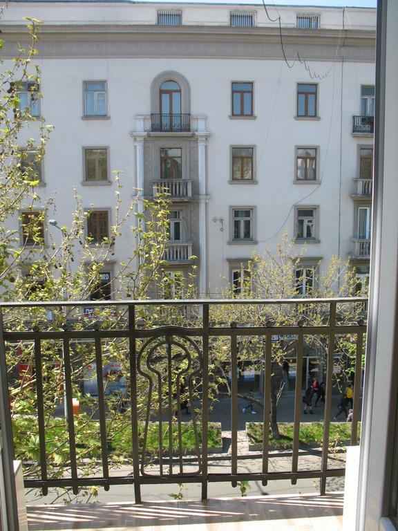 Vera Garden Apartment Tbilisi Eksteriør billede